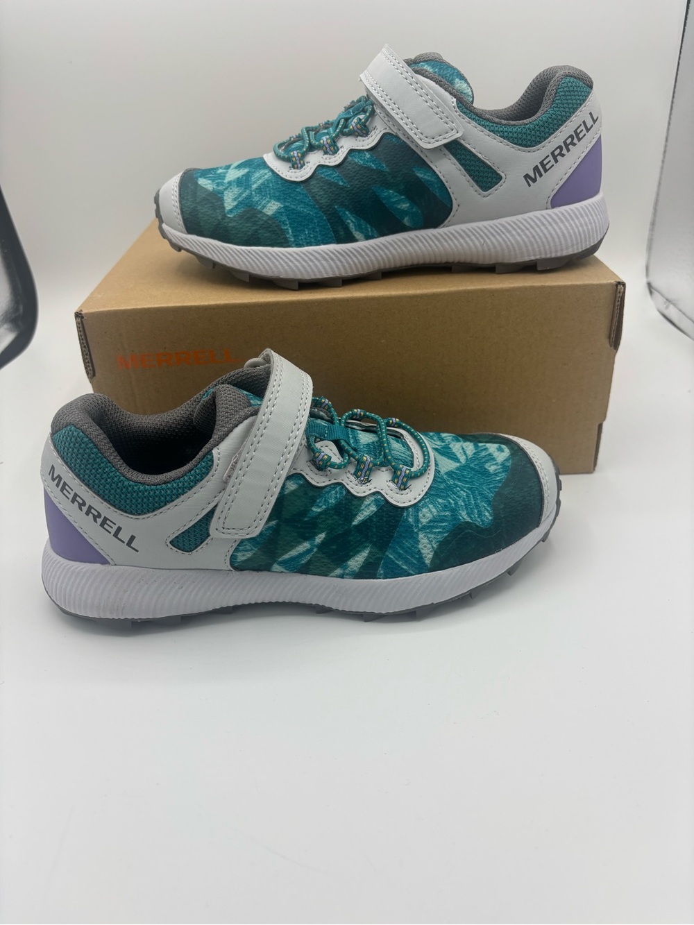 Merrell Kids Harbor Marine Teal/Purple Girls Trail shoe NWT